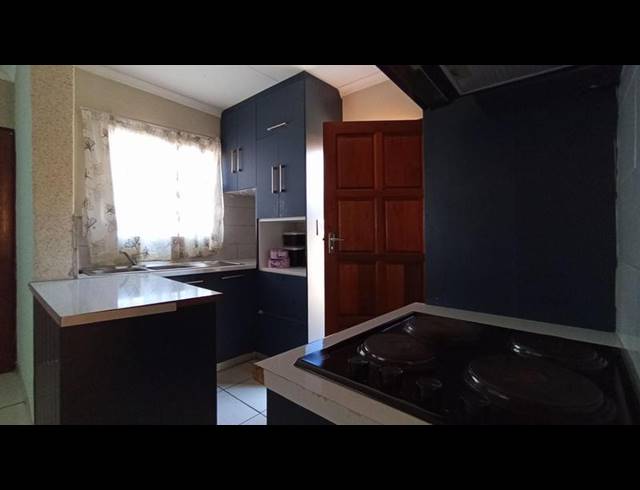 3 BEDROOM HOUSE FOR SALE IN SOSHANGUVE EAST